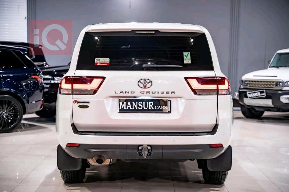 تويوتا لاندكروزر